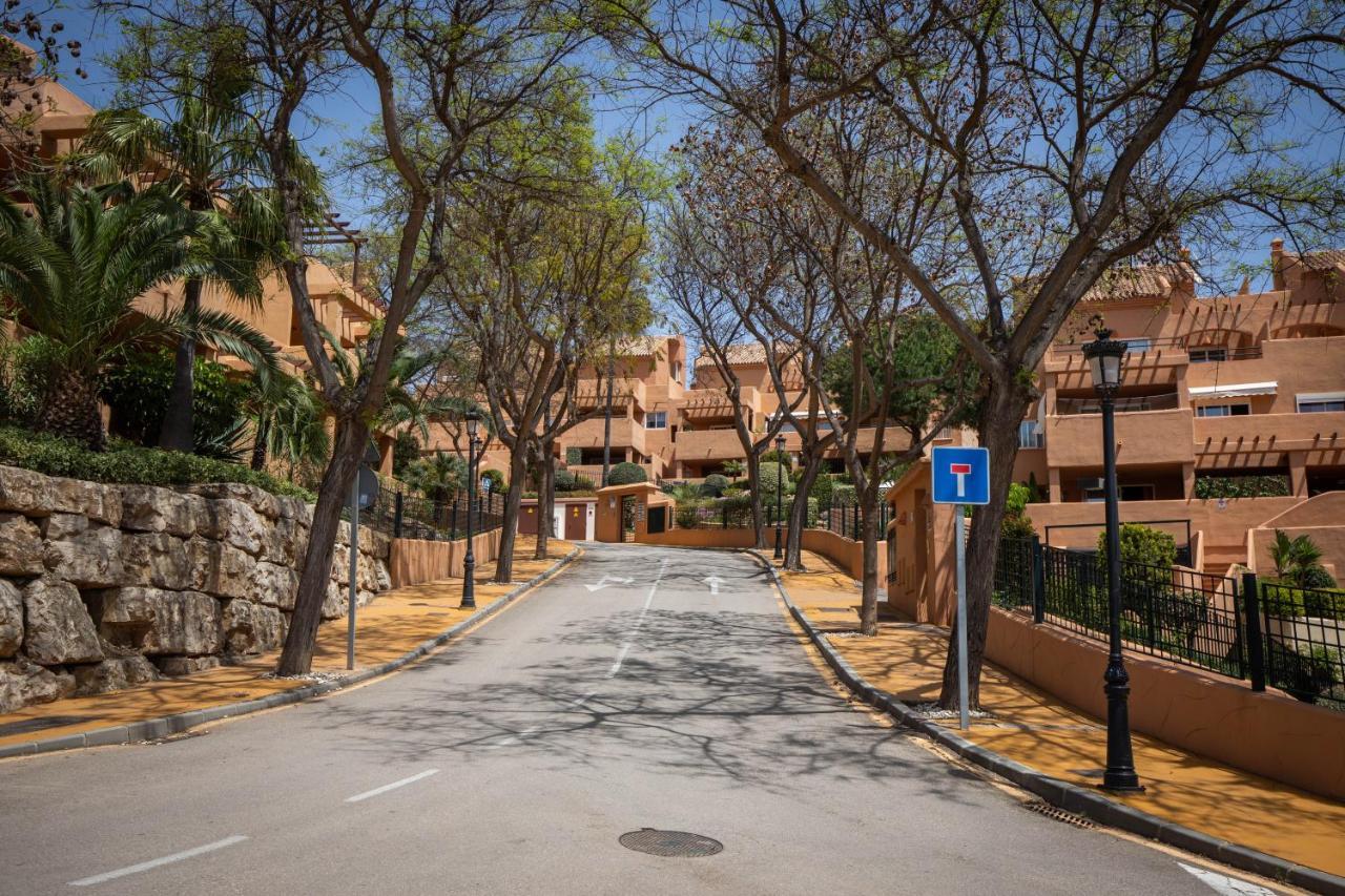 1 Marbella Beach Golf Lejlighed Eksteriør billede